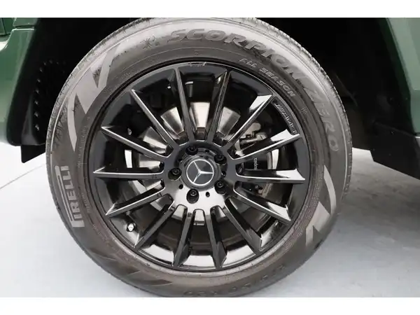 MERCEDES-BENZ G 400 d (25/26)