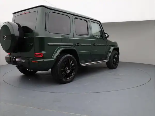 MERCEDES-BENZ G 400 d (5/26)
