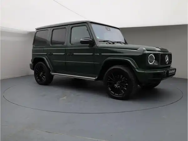 MERCEDES-BENZ G 400 d (7/26)