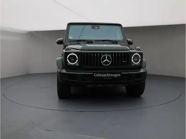 MERCEDES-BENZ G 400 d (8/26)