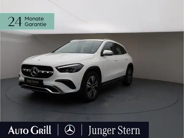 MERCEDES-BENZ GLA 220 4M (2/23)