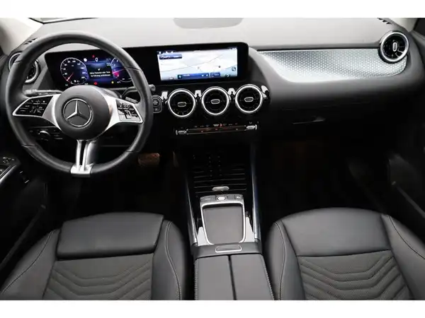 MERCEDES-BENZ GLA 220 4M (14/23)