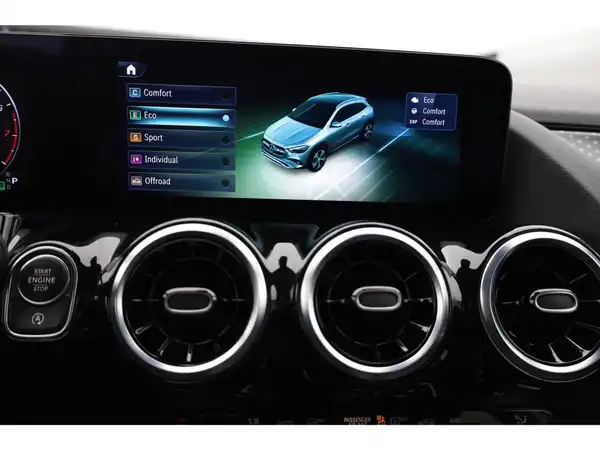 MERCEDES-BENZ GLA 220 4M (19/23)