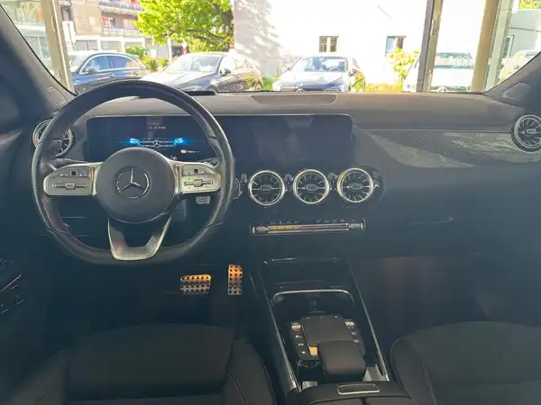 MERCEDES-BENZ GLA 250 e (11/18)