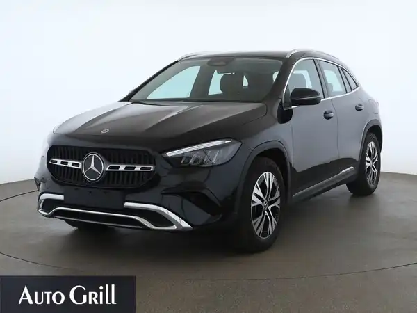 MERCEDES-BENZ GLA 200 d (2/11)