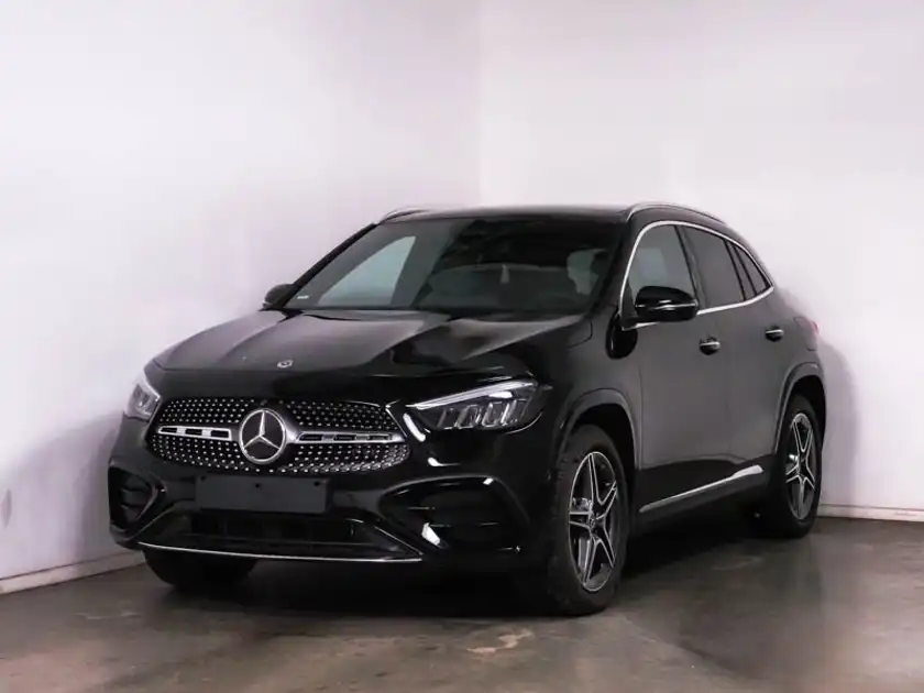 MERCEDES-BENZ GLA 250 e (1/10)