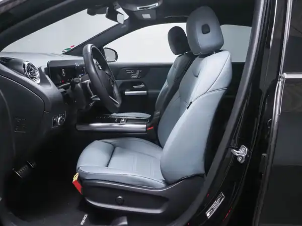 MERCEDES-BENZ GLA 250 e (6/10)