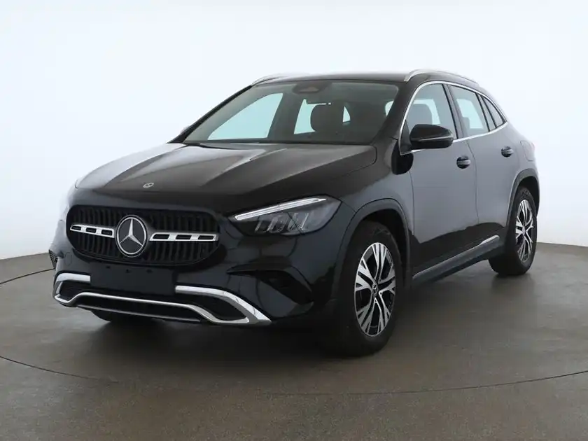 MERCEDES-BENZ GLA 200 d (1/10)