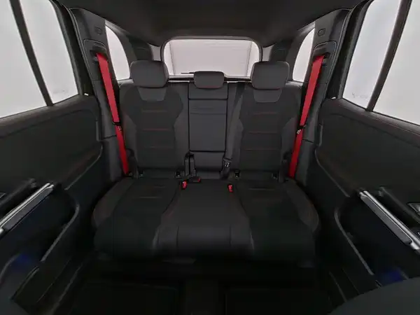 MERCEDES-BENZ GLB 35 AMG 4M (9/10)