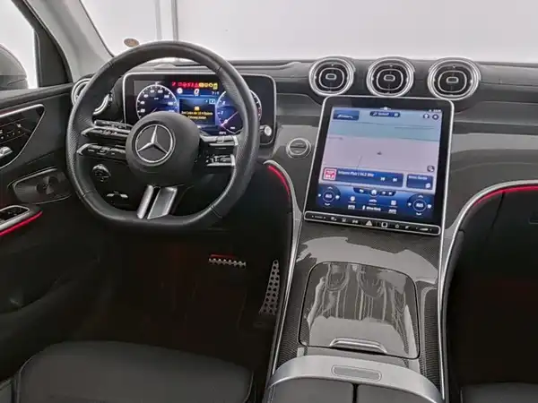 MERCEDES-BENZ GLC 200 4M (7/10)