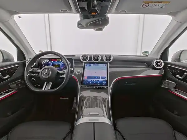 MERCEDES-BENZ GLC 200 4M (8/10)
