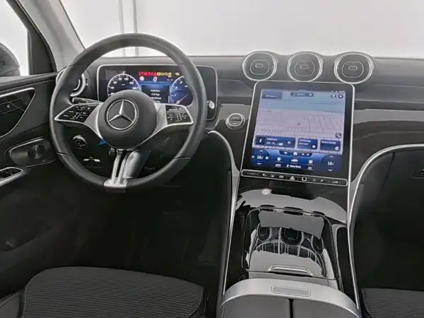 MERCEDES-BENZ GLC 200 4M (7/10)