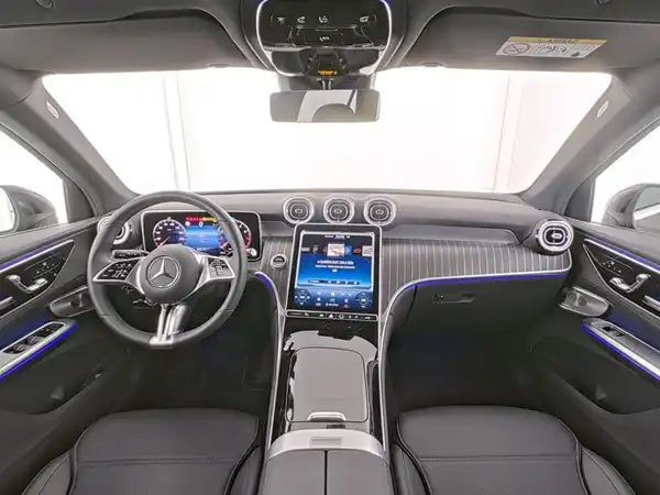MERCEDES-BENZ GLC 200 (8/10)