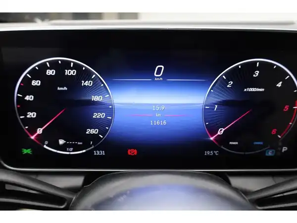 MERCEDES-BENZ GLC 300 d 4M (16/28)