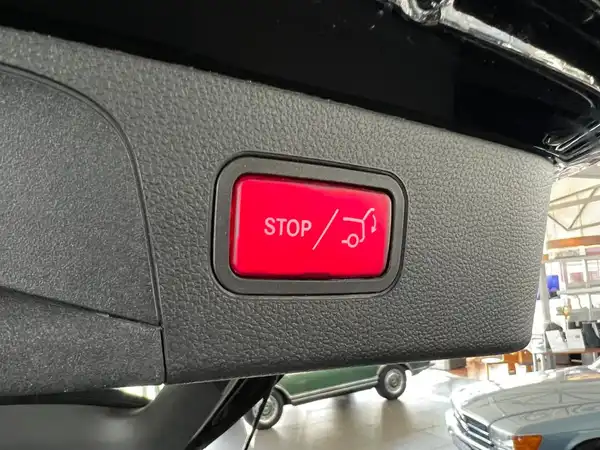 MERCEDES-BENZ GLC 300 e 4M (13/24)