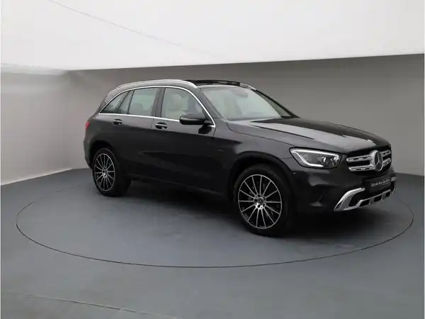 MERCEDES-BENZ GLC 300 de 4M (8/31)