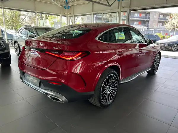 MERCEDES-BENZ GLC 300 e 4M Coup (6/26)