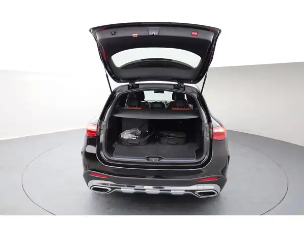 MERCEDES-BENZ GLC 300 e 4M (13/30)