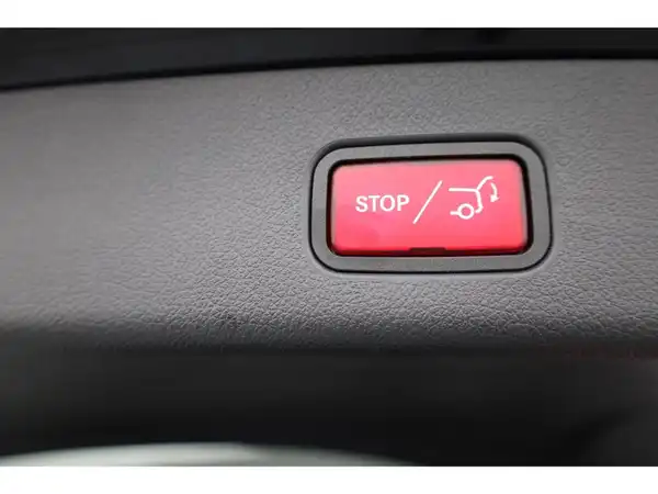 MERCEDES-BENZ GLC 300 e 4M (14/30)