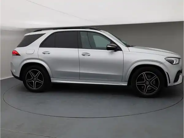 MERCEDES-BENZ GLE 400 d 4M (7/26)