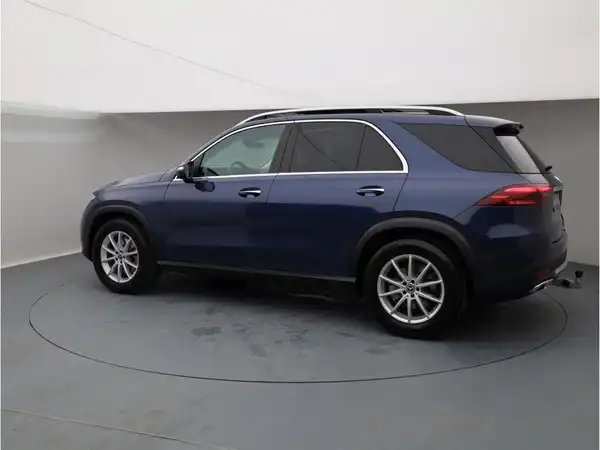 MERCEDES-BENZ GLE 300 d 4M (4/27)
