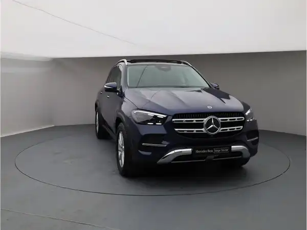 MERCEDES-BENZ GLE 300 d 4M (9/27)