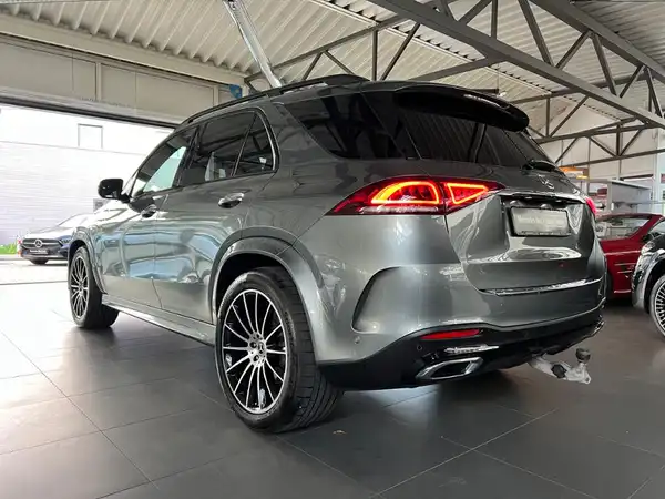 MERCEDES-BENZ GLE 400d 4M (7/31)