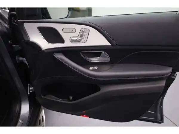MERCEDES-BENZ GLE 300 d 4M (15/26)