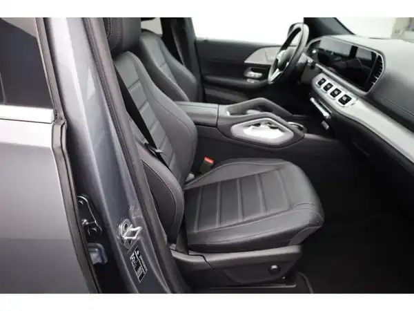 MERCEDES-BENZ GLE 300 d 4M (16/26)