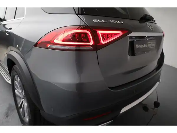 MERCEDES-BENZ GLE 300 d 4M (26/26)