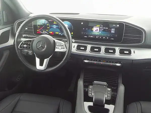 MERCEDES-BENZ GLE 300 d 4M (4/9)