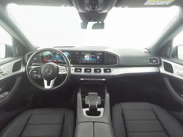 MERCEDES-BENZ GLE 300 d 4M (6/9)