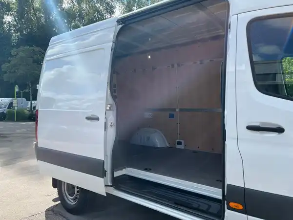 MERCEDES-BENZ Sprinter 319 CDI 4X4 KA (17/24)
