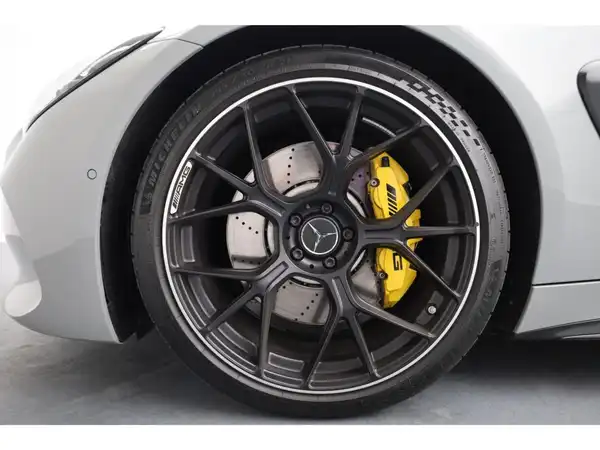 MERCEDES-BENZ GT 63 4M+ (28/28)