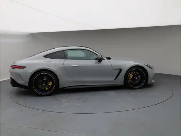 MERCEDES-BENZ GT 63 4M+ (6/28)
