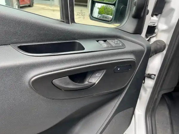 MERCEDES-BENZ Sprinter 317 CDI Kasten (13/21)