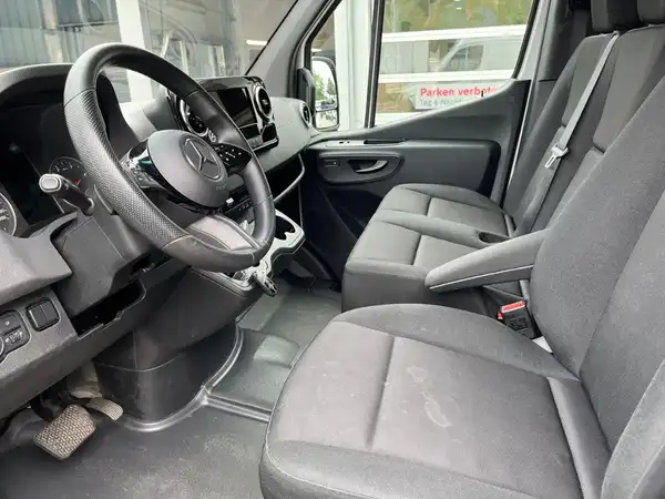 MERCEDES-BENZ Sprinter 317 CDI Kasten (8/21)