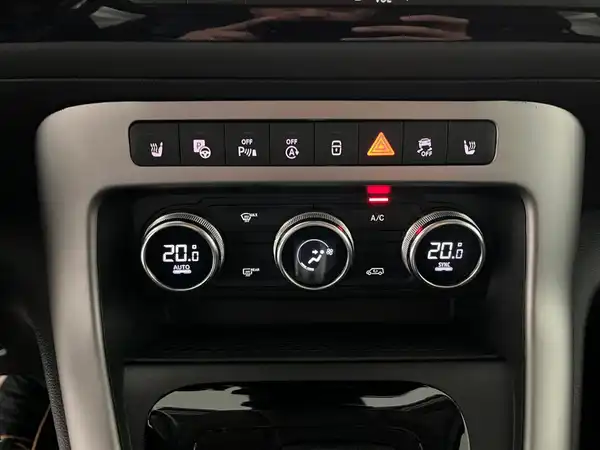 MERCEDES-BENZ T 180 (12/21)