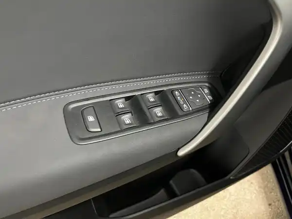 MERCEDES-BENZ T 180 (19/21)