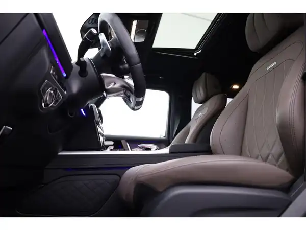 MERCEDES-BENZ Mercedes-Benz G 63 AMG (24/26)