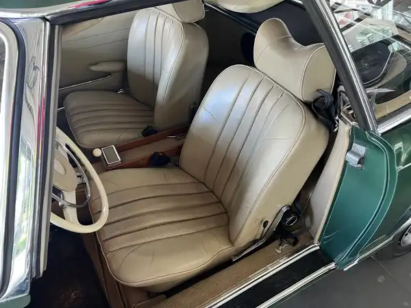 MERCEDES-BENZ 280 SL (113) (11/18)
