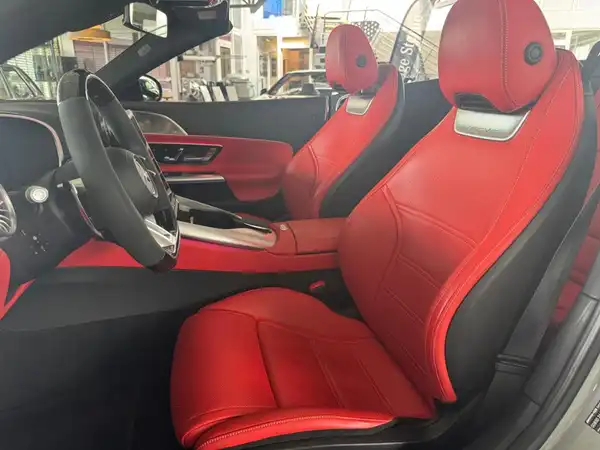 MERCEDES-BENZ SL 43 AMG (13/23)