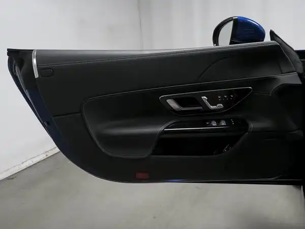 MERCEDES-BENZ SL 43 AMG (10/10)