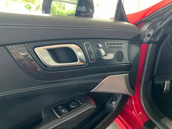 MERCEDES-BENZ SL 63 AMG (14/30)