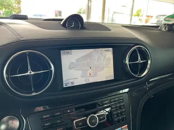 MERCEDES-BENZ SL 63 AMG (17/30)