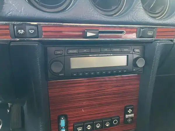 MERCEDES-BENZ SL 500 (22/30)