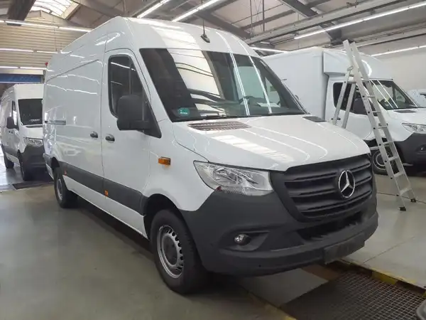 MERCEDES-BENZ Sprinter 317 Kasten (2/11)