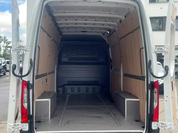 MERCEDES-BENZ Sprinter 317 Kasten (15/22)
