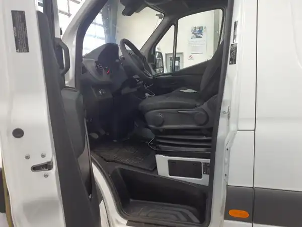 MERCEDES-BENZ Sprinter 317 Kasten (5/11)