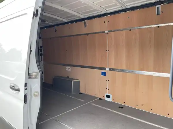MERCEDES-BENZ Sprinter 315 CDI Kasten (17/20)